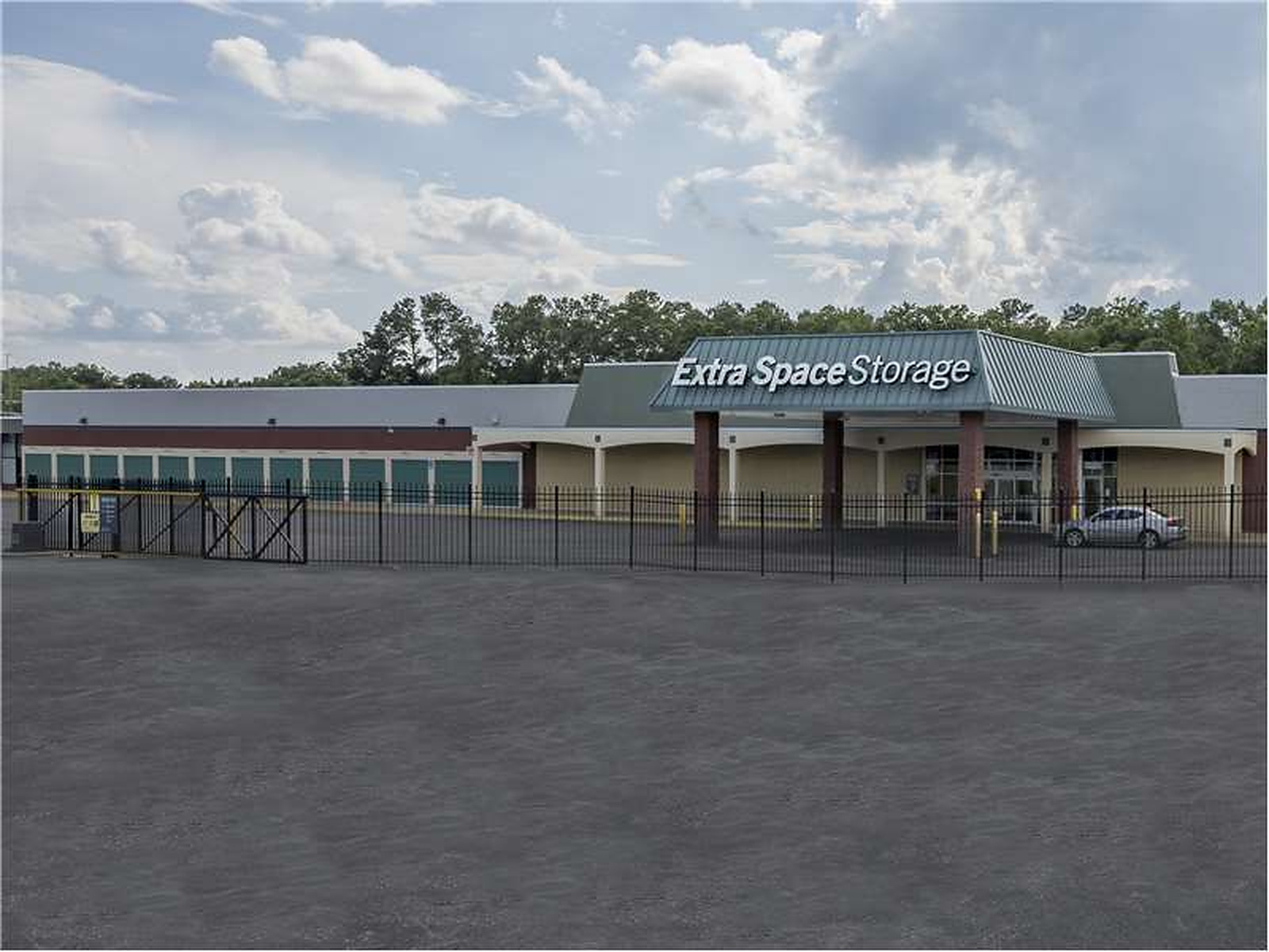 Columbia self-storage property at 6169 St Andrews Road